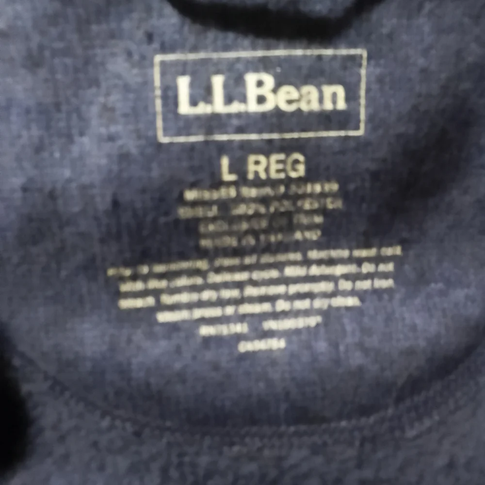 L.L. Bean Men's Blue Jacket It's Waterproof Nylon And Polyester And Fleece Large